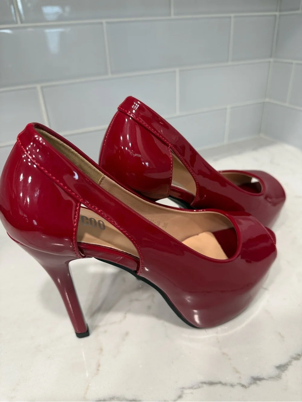 Cuccoo Red Patent Peep-Toe Women's Heels 36
